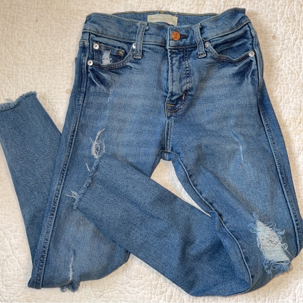 Gap high rise ripped skinny jeans